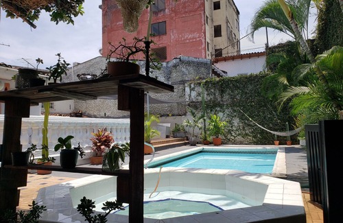Cali House | Spacious 5-bedroom house with a huge terrace and swimming pool