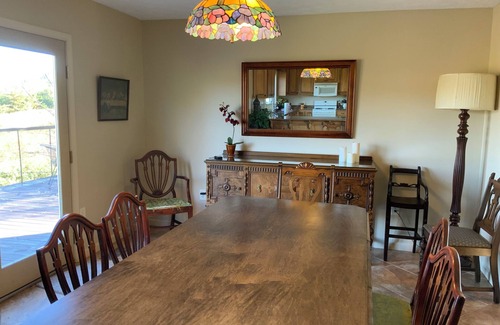 Forest Hill House | Spacious 5-bedroom secluded home in lovely Indian Mills with AC