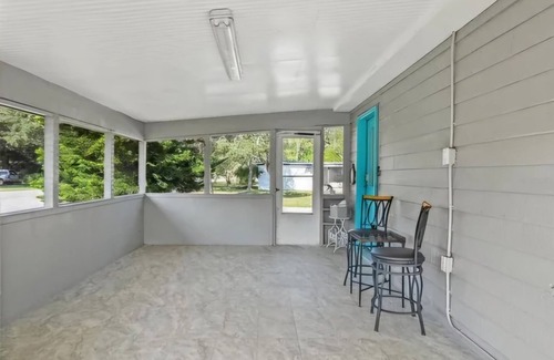 Forest Oaks House | Spacious 5-bedroom house in fantastic Spring Hill