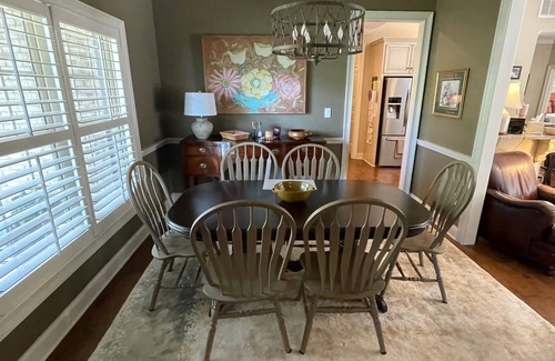 Watkinsville House | Spacious 5-bedroom house in delightful Watkinsville