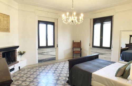 Fivizzano Villa | Spacious 5 bedroom Venetian-style villa in Tuscany