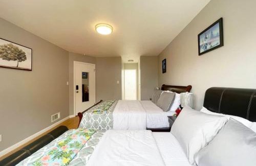 Excelsior House | Spacious 5B 2 5ba House 4 Free Driveway parking