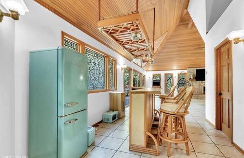 St. Charles House | Spacious 5bedroom house with Pool ,Pool house and jacuzzi in awesome St. Charles