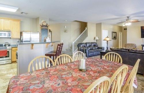 Mesa House | Spacious 6 bedroom home in east Mesa