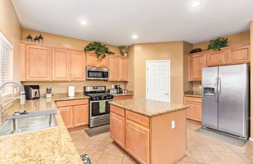 Sheely Farms House | Spacious 6BR Oasis w/Pool, Hot Tub + Game Room