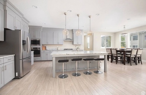 Vineyard House | Spacious 7-bedroom home perfect for friends and family in charming Vineyard!