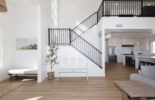 Fish Haven House | Spacious 8-bedroom house in The Reserve with lake access, pool, and courts.