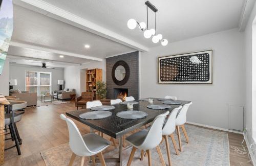 Central Oklahoma City House | Spacious 8 Bedrooms Retreat Pool Table #08