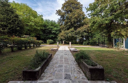 San Pietro Viminario Villa | Spacious 9-AC-bedroom villa 500mq near Venice