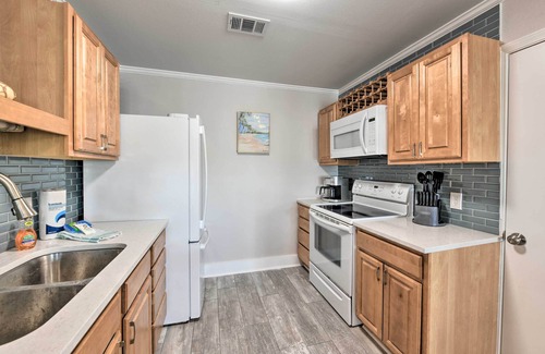 Perdido Key Coves One House | Spacious Abode, Walk to Perdido Key Beach!