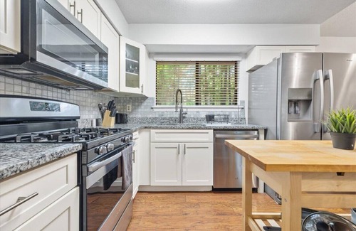 Alpharetta House | Spacious Alpharetta Home 3bedroom 2bathroom