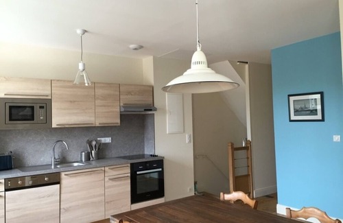 Chatel-Guyon House | Spacious and bright townhouse