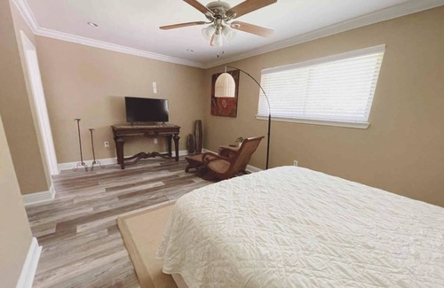 Slidell House | Spacious and Bright 3bd/2ba
