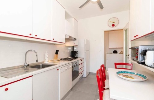 Crocetta Apartment | Spacious and bright apartment in convenient area