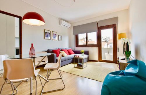 Bonfim Apartment | Spacious and Bright City Apartment I - 4 floor NO ELEVATOR