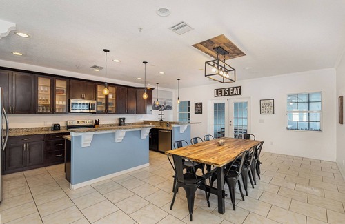 Cocoa House | Spacious and Central Downtown Cocoa Village Estate 2 with River Views!