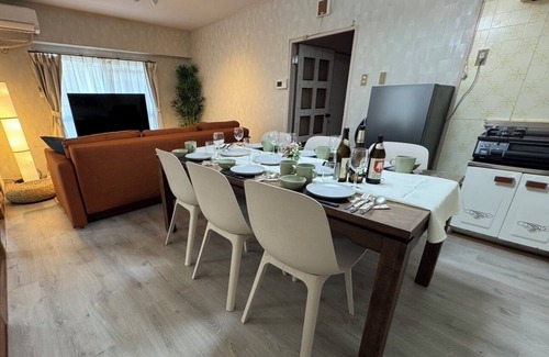 Sasebo Apartment | Spacious and comfortable with 3 double beds.