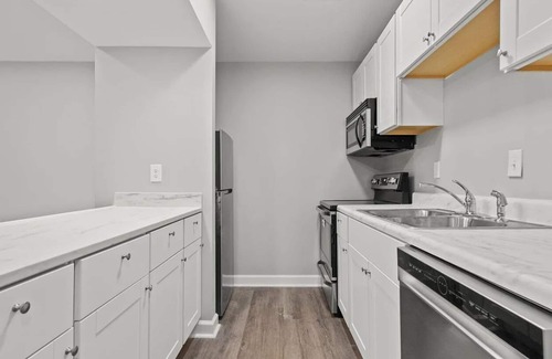 Huntsville Apartment | Spacious and Fully Renovated 2 BR, 1 RR