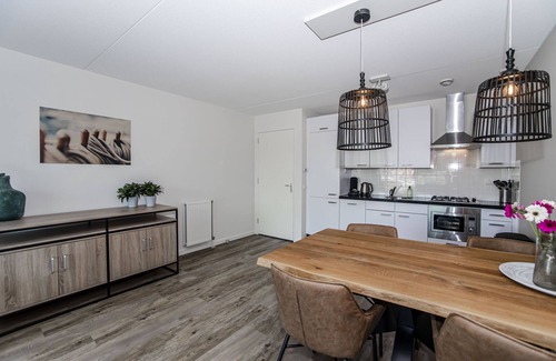 Merenwijk Apartment | Spacious and luxurious first flloor apartment with balcony- Kaag (12)