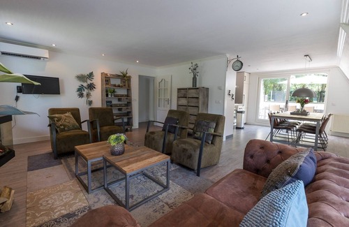 Wekerom House | Spacious and luxurious apartment for 8 people