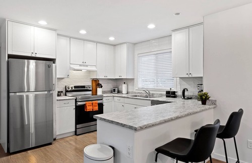 Kamloops House | Spacious and Modern 3 Bedroom