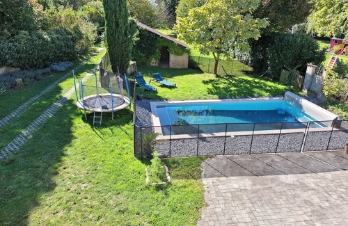 Civrieux House | Spacious and Modern House in the Heart of the Dombes, Near Lyon + Swimming Pool