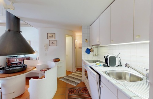 Sils-Maria Apartment | Spacious and quiet 2-room apartment on two floors, 45m2, facing north.