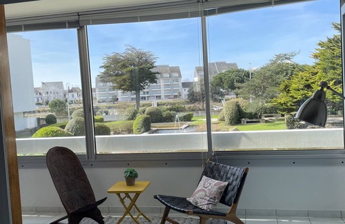 La Baule-Escoublac Apartment | Spacious apartment on the port of La Baule near the market and beach