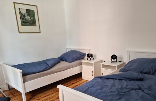 Hatzfeld House | Spacious apartment in the courtyard of a historic mill