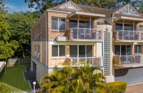 Upper Mount Gravatt Apartment | Spacious apartment close to everything, private, secure, and Queensland weather