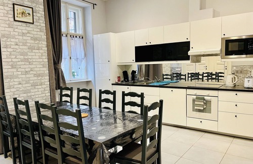Erzsebetvaros Apartment | Spacious apartment in central Budapest
