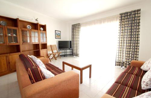 Praia da Rocha Apartment | Spacious apartment in Portimão - 100 m² with terrace