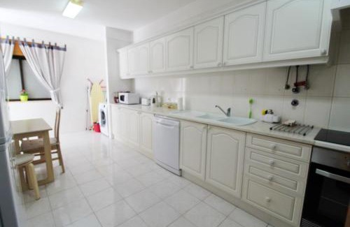 Praia da Rocha Apartment | Spacious apartment in Portimão - 100 m² with terrace