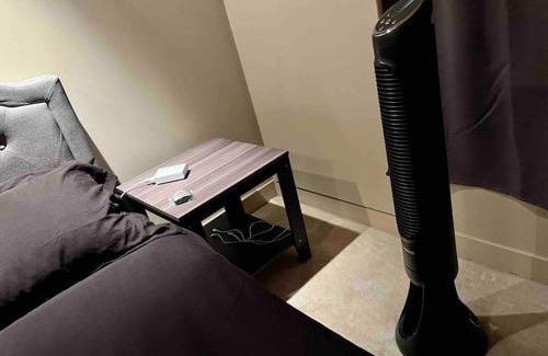 Haysboro Apartment | Spacious Apartment Near Stampede & Train Station