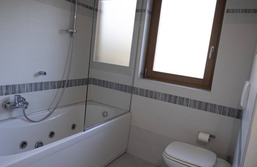 Arco Apartment | Spacious apartment near the Arco castle with mountain views