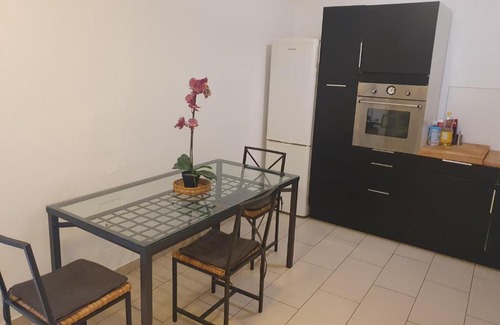 Hundsturm Apartment | Spacious Apartment near the center