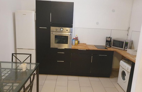 Hundsturm Apartment | Spacious Apartment near the center
