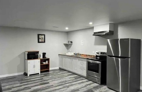 Cochrane Apartment | Spacious Apartment On Hwy 11 S (Includes all the amenities you need)