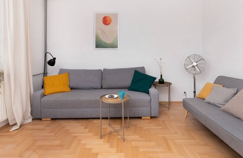 Gdansk Apartment | Spacious Apartment Przemyska by Renters