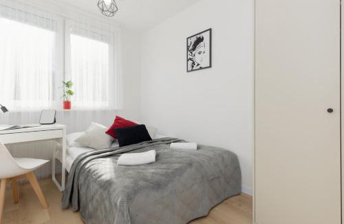 Targowek Apartment | Spacious Apartment Suwalska Targówek by Noclegi Renters