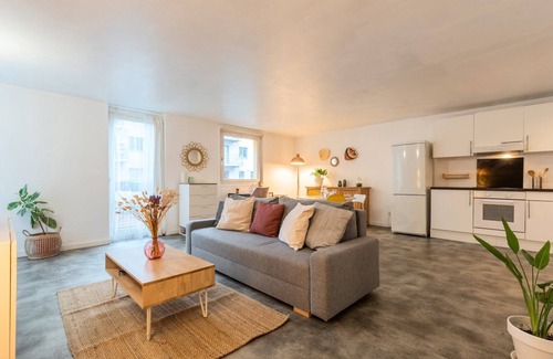 Old Lille Apartment | Spacious apartment w/private parking in Old Lille