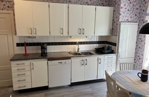 Vimmerby Apartment | Spacious apartment with lake view only 15 minutes from Vimmerby | SE05089