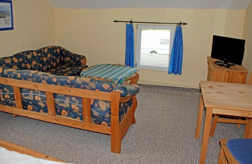 Puddemin Apartment | spacious apartment with fireplace