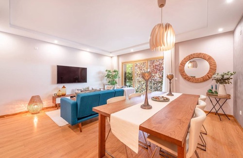Sacavem Apartment | Spacious Apartment with Terrace near Lisbon Airport