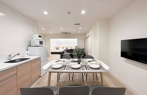 Hiroshima City Centre Apartment | Spacious Apt for 12Ppl Very Good Location
