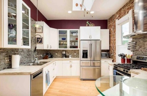 Five Points House | Spacious Artist’s House in the middle of Denvern