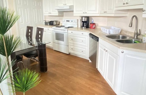 Amherstview House | Spacious Basement Suite .