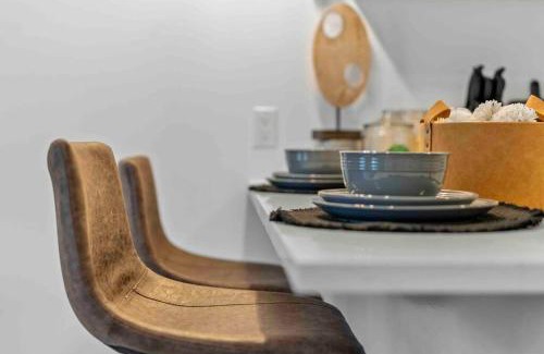 Elizabeth Apartment | Spacious Bd,EWR Airpt,Nyc,Prudential Center, Free Free Pkng, American Dream Mall
