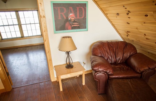 Fort Smith Cabin | Spacious Bluff Cabin #1 Overlooking Bighorn River