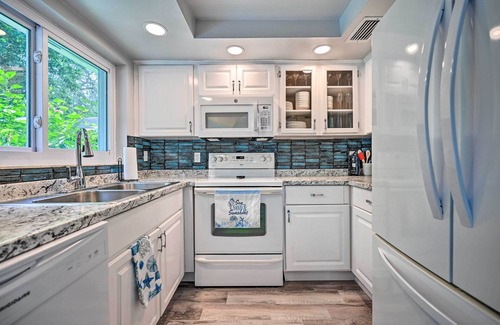 Seffner Community Alliance House | Spacious Brandon Home w/Private Outdoor Pool